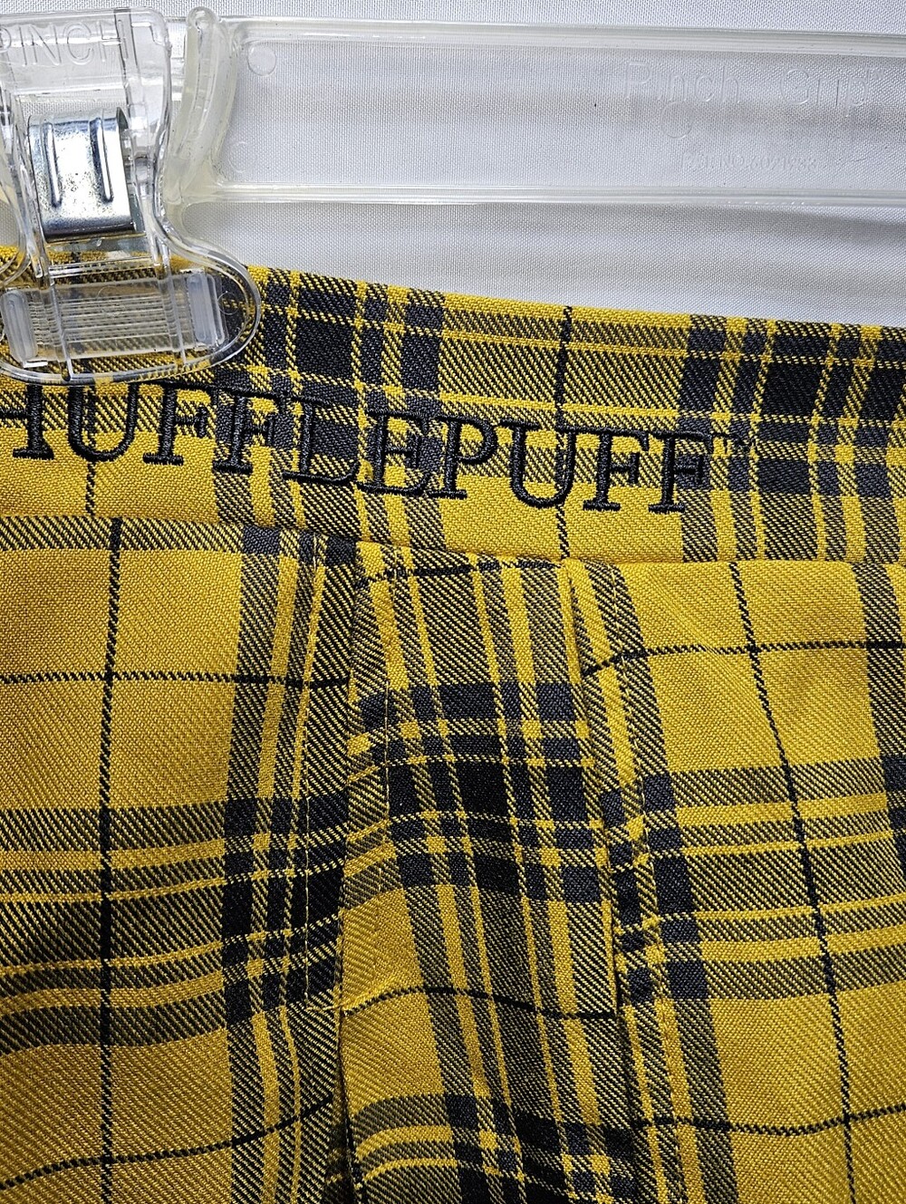 Harry Potter Hufflepuff Plaid Pleated Skirt NWT Yellow Black Button Front Size S - Picture 2 of 8